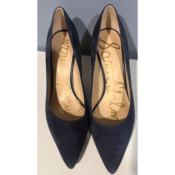 EUC Sam Edelman Heels With Spike Accents in Navy - Picture 6 of 6